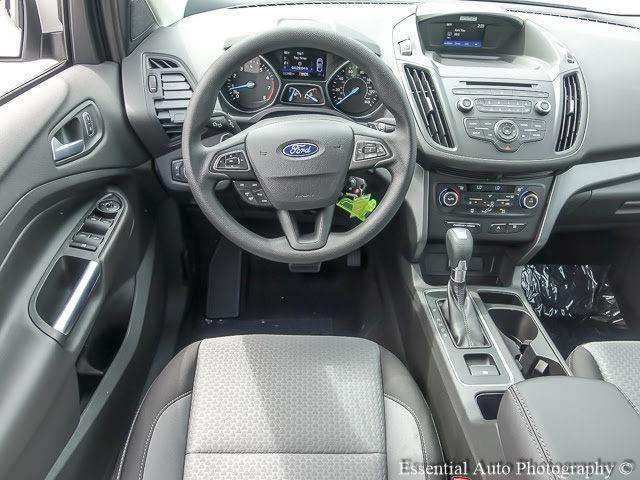 Ford Escape 2017 photo 10